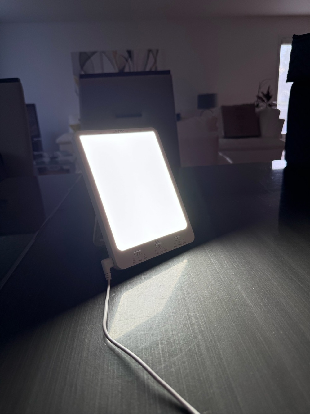 Suxio LED Light Therapy Lamp - White